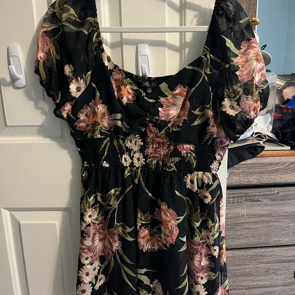 Kohl's Black Floral Maxi Dress